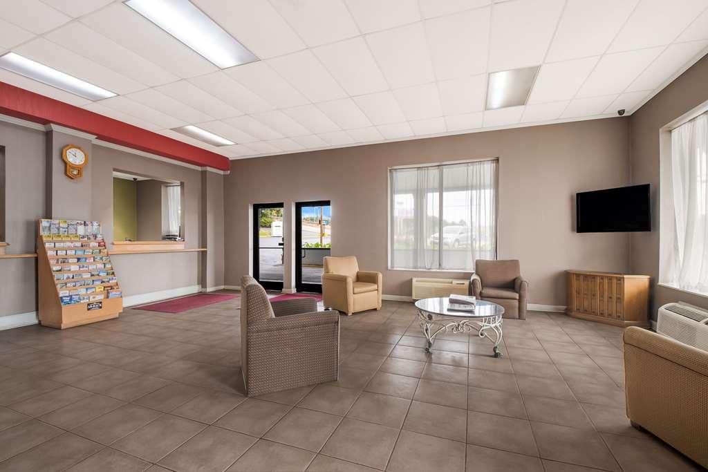 Suburban Studios Cleveland Tn I-75 מראה פנימי תמונה