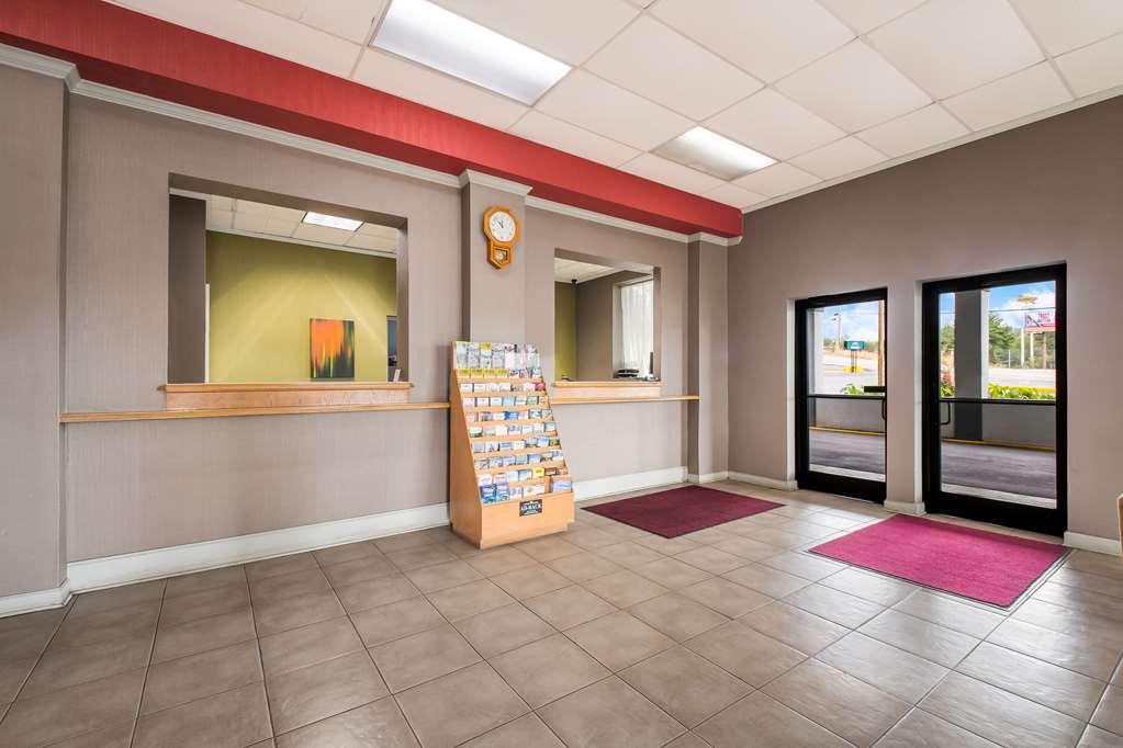 Suburban Studios Cleveland Tn I-75 מראה פנימי תמונה